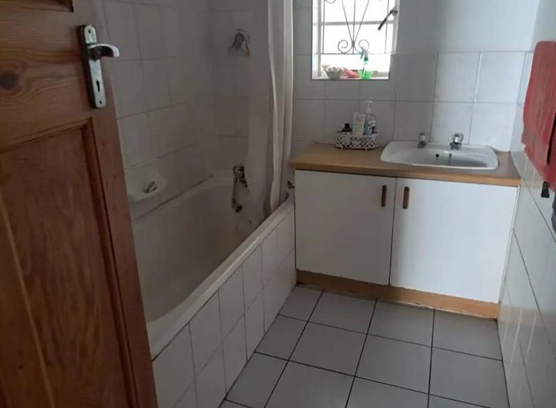 3 Bedroom Property for Sale in Fairfield Estate Western Cape